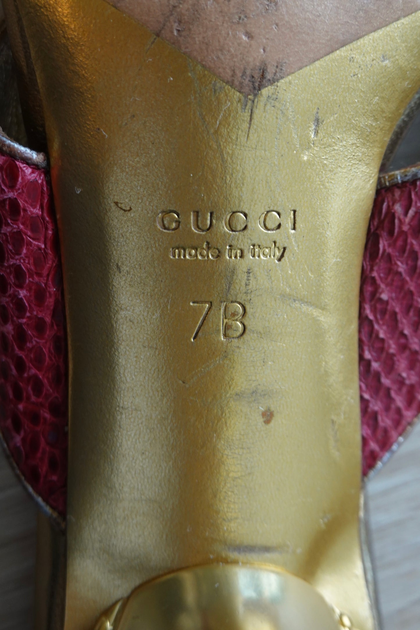 Vintage Gucci Thong Sandals