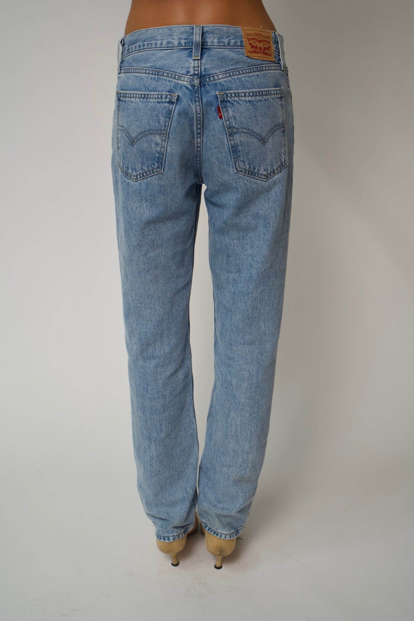Levi Low Pro Straight Jeans
