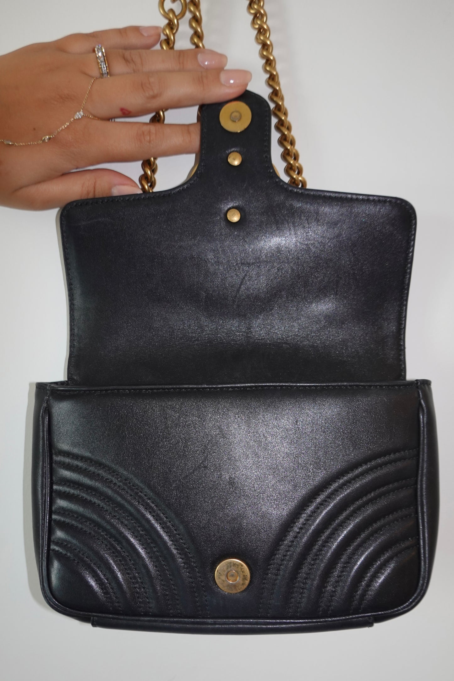 Gucci - Calfskin Matelasse Pearly GG Marmont Chain Belt Bag Black