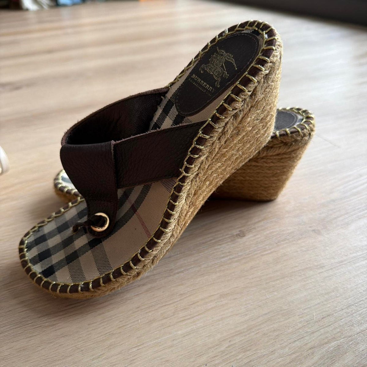 Burberry - Brown Leather Wedges