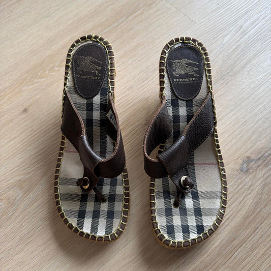 Burberry - Brown Leather Wedges