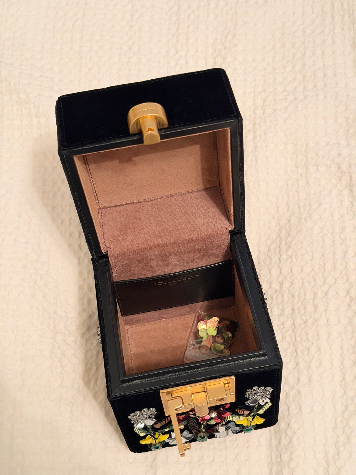 Oscar de La Renta Velvet Box