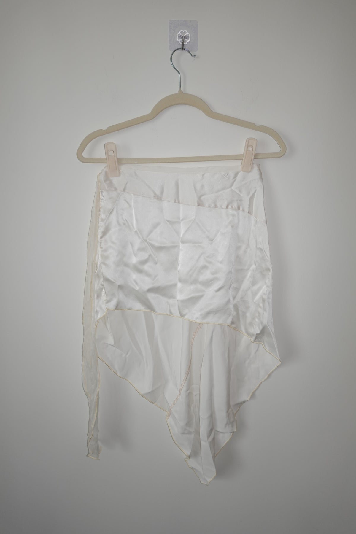 White Silky Set