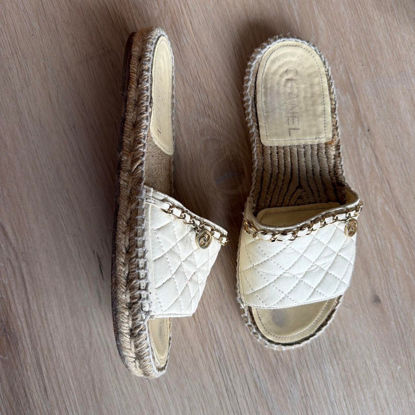 Chanel - Cream Leather Sandals