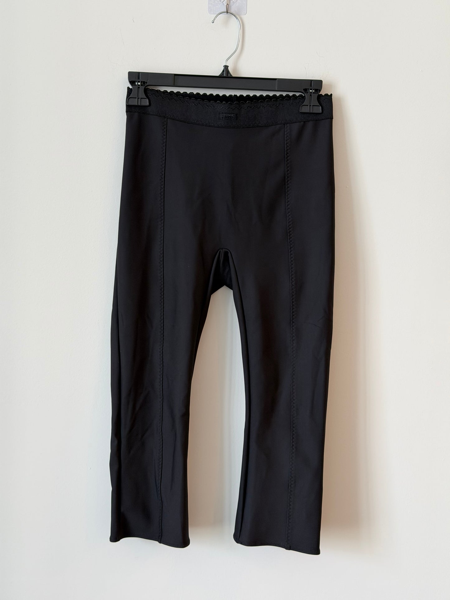 Skims - Black Capris