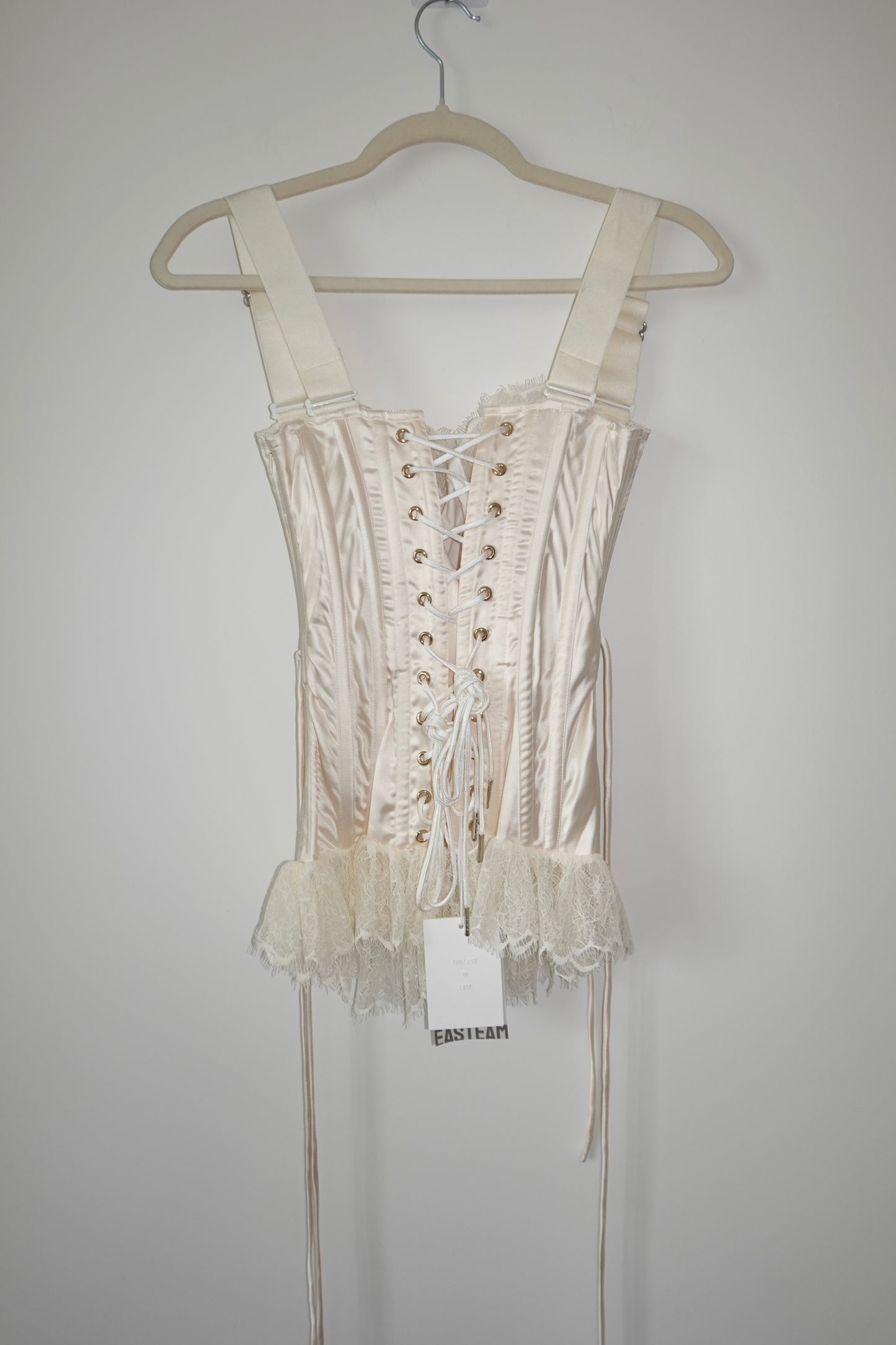 LaViici - Miuly Corset & Shorts Set