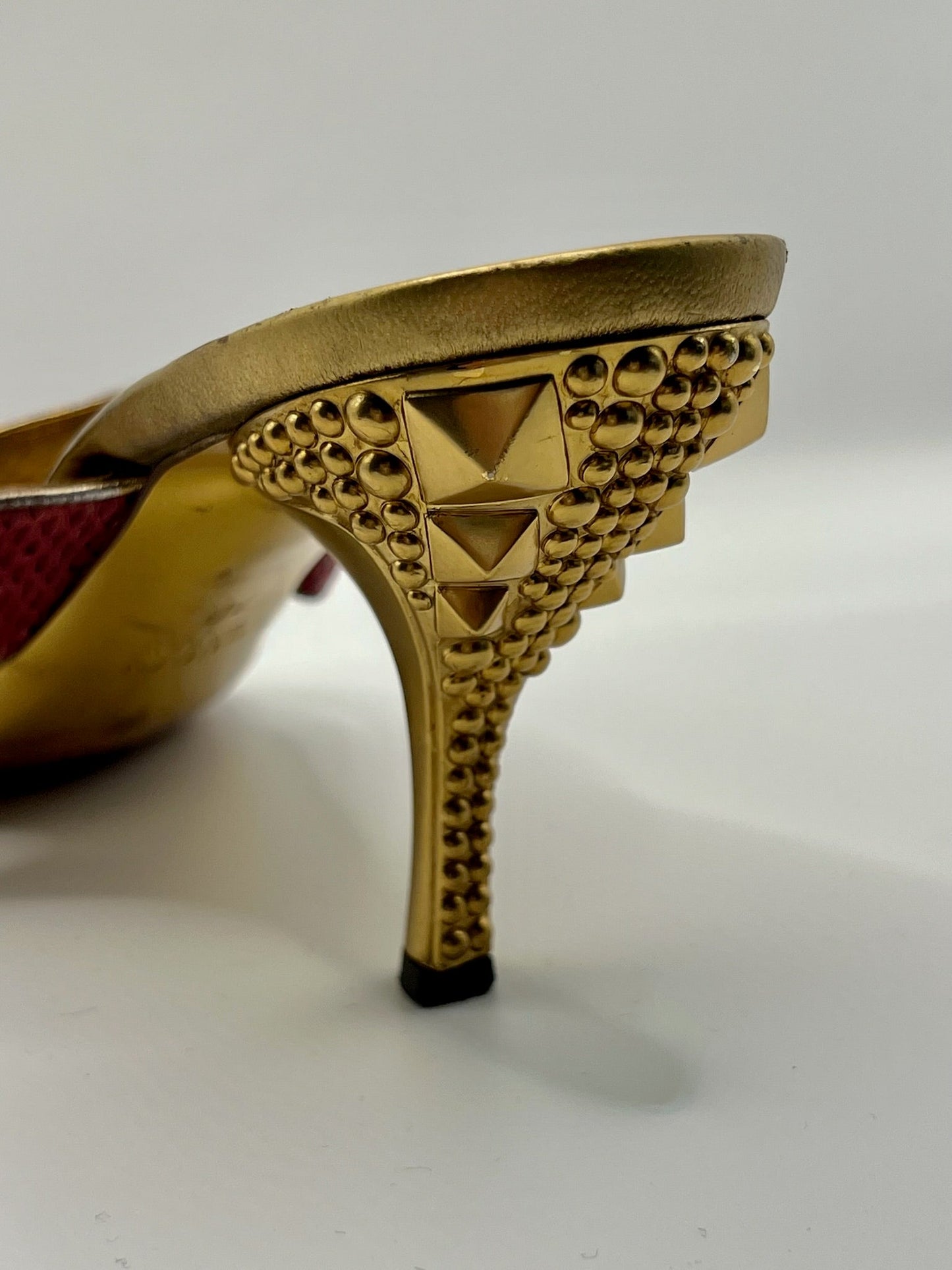 Vintage Gucci Thong Sandals