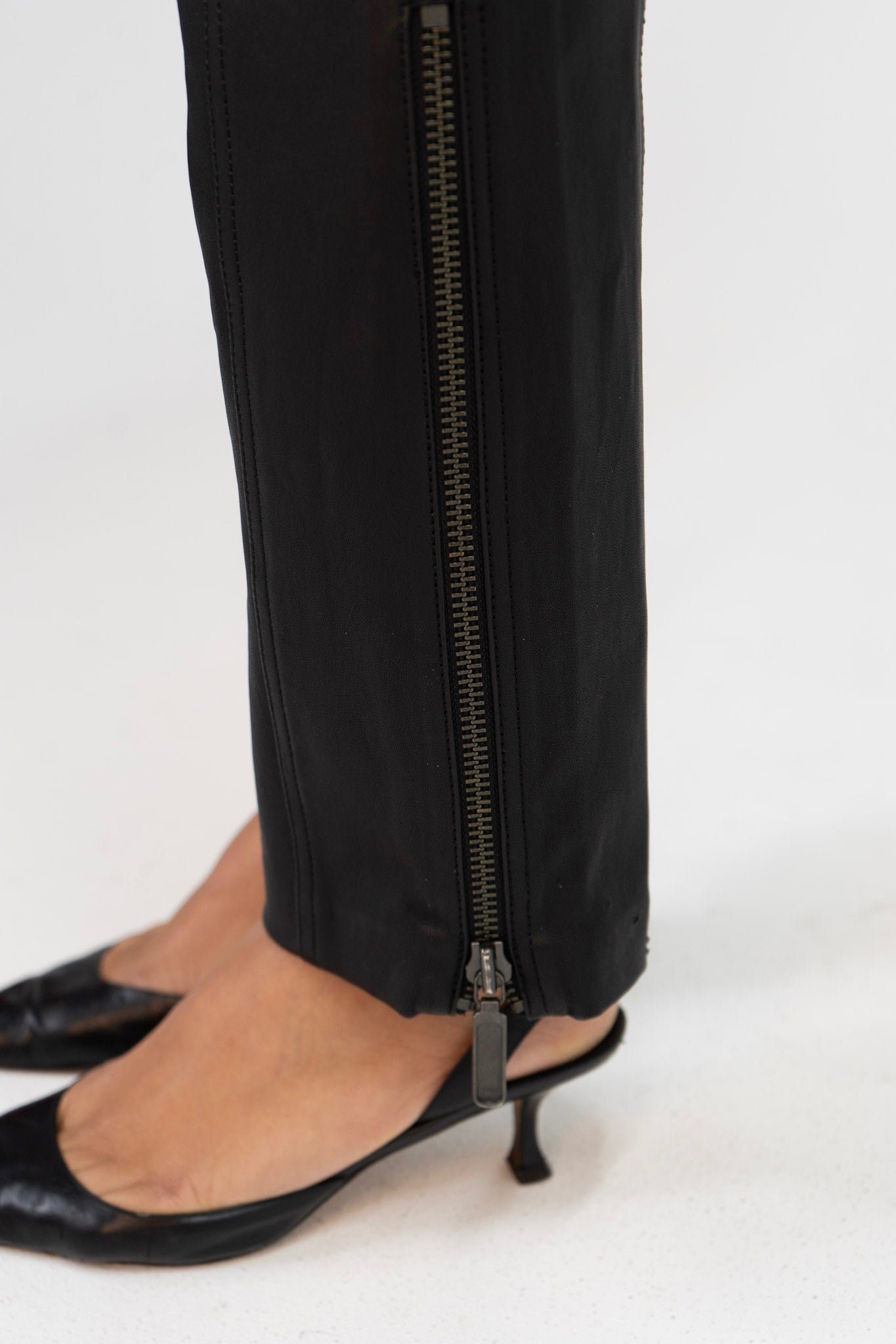 Black Leather Zipper Pants